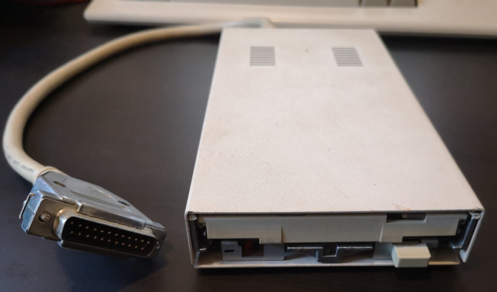 External 3.5" floppy drive with missing front