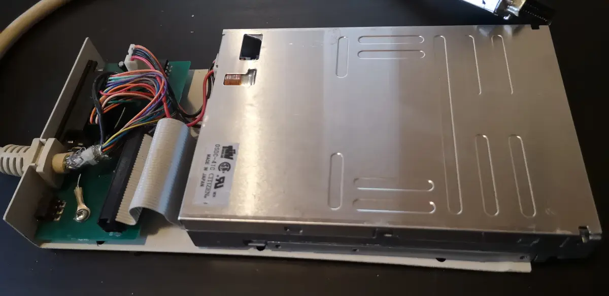 external 3.5" floppy drive for the Commodore Amiga case top removed